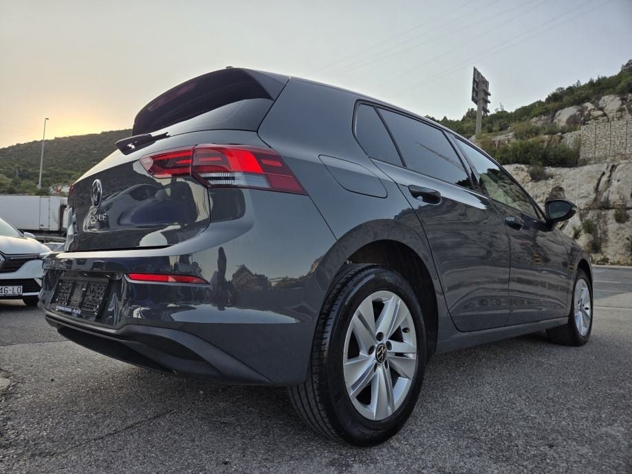 VW Golf 8 2,0 TDI ** 2022 **U DOLASKU !!, 2022 god. - 6