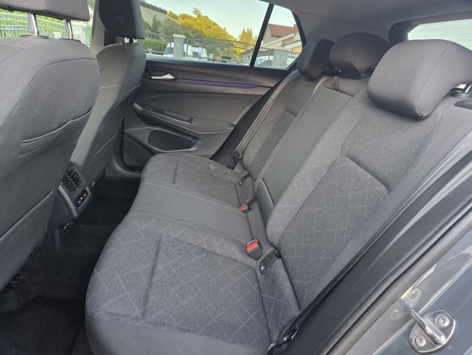 VW Golf 8 2,0 TDI ** 2022 **U DOLASKU !!, 2022 god. - 18