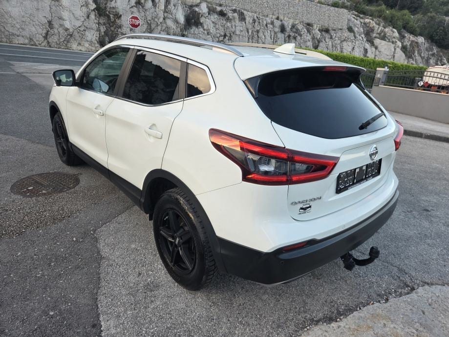 Nissan Qashqai 1,5 dCi ** N-CONNECTA OPREMA ** JAMSTVO !!, 2019 god. - 9