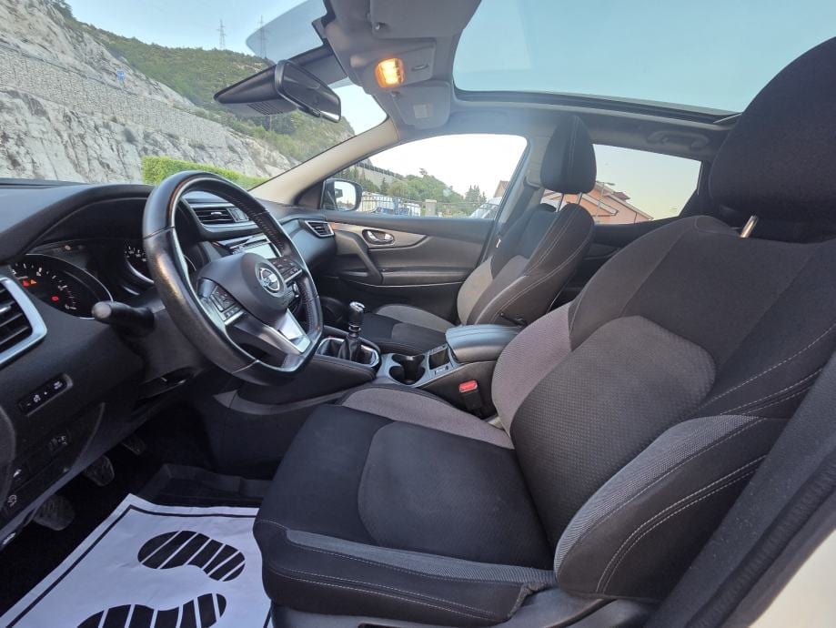 Nissan Qashqai 1,5 dCi ** N-CONNECTA OPREMA ** JAMSTVO !!, 2019 god. - 13