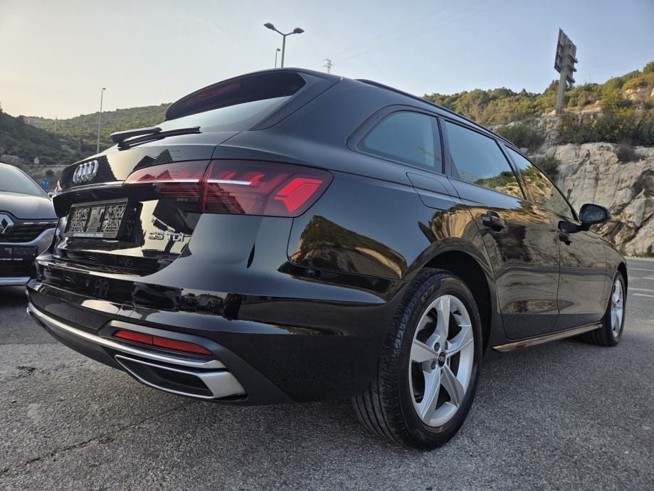 Audi A4 Avant 35 TDI ** 2023 ** JAMSTVO !!, 2023 god. - 6