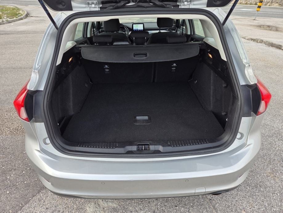Ford Focus Karavan 1,5 TDCi ** 2018 ** JAMSTVO !!, 2018 god. - 18