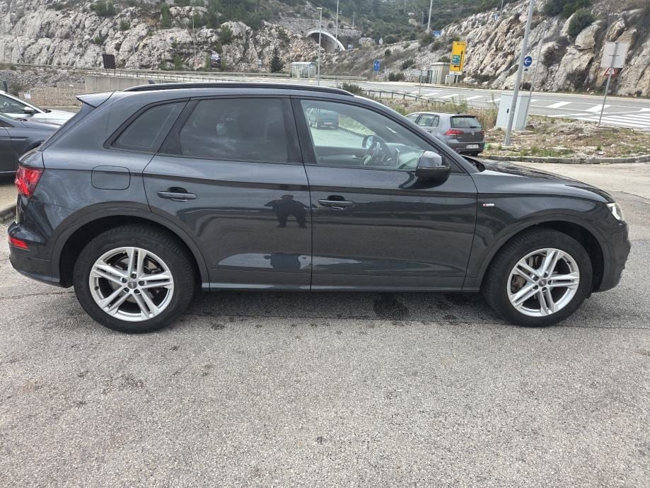 Audi Q5 2,0 TDI 140 KW S - LINE ** JAMSTVO !! OGLAS IZ USLUGE, 2018 god. - 4