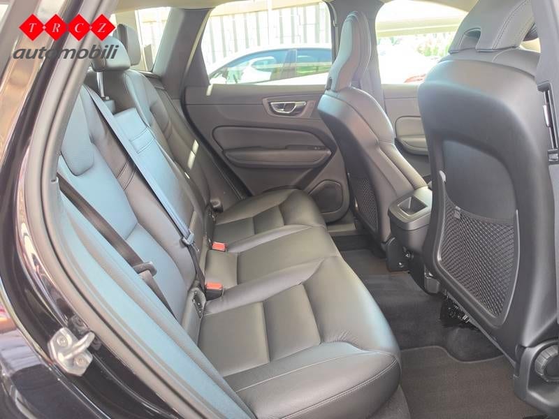 VOLVO XC60 D4 INSCRIPTION