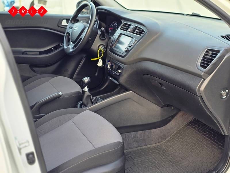 HYUNDAI I20 1.2 N1 - 7