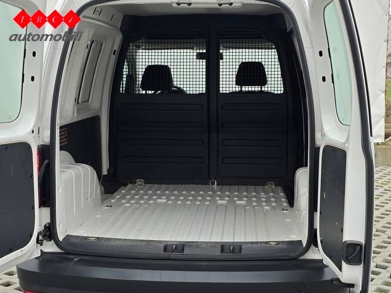 VW CADDY 2.0 TDI - 5