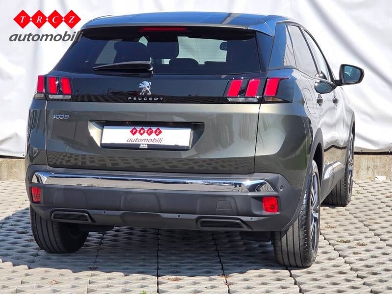 PEUGEOT 3008 1.5 HDI AT