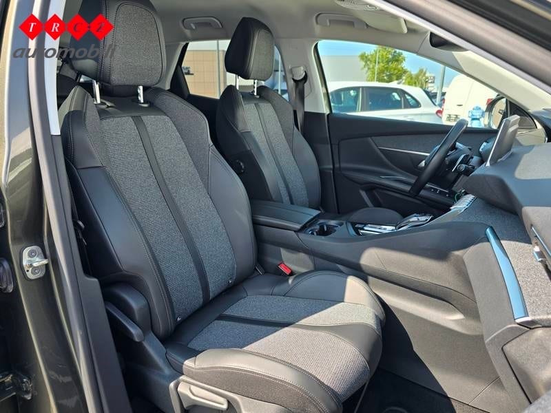 PEUGEOT 3008 1.5 HDI AT - 7