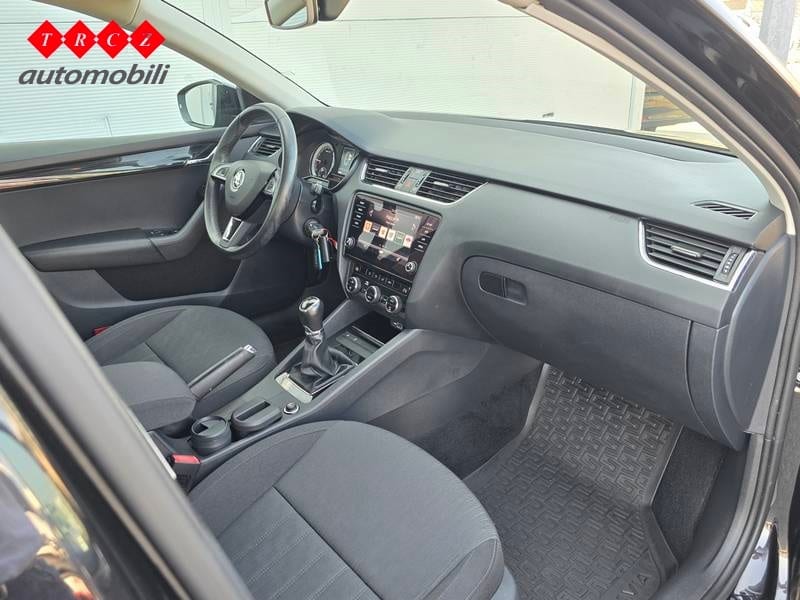 ŠKODA OCTAVIA Style 1,6 TDI - 6