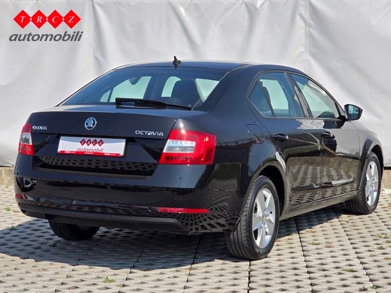 ŠKODA OCTAVIA Style 1,6 TDI - 4