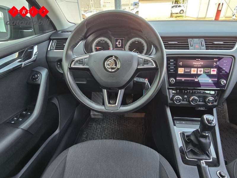 ŠKODA OCTAVIA Style 1,6 TDI - 9