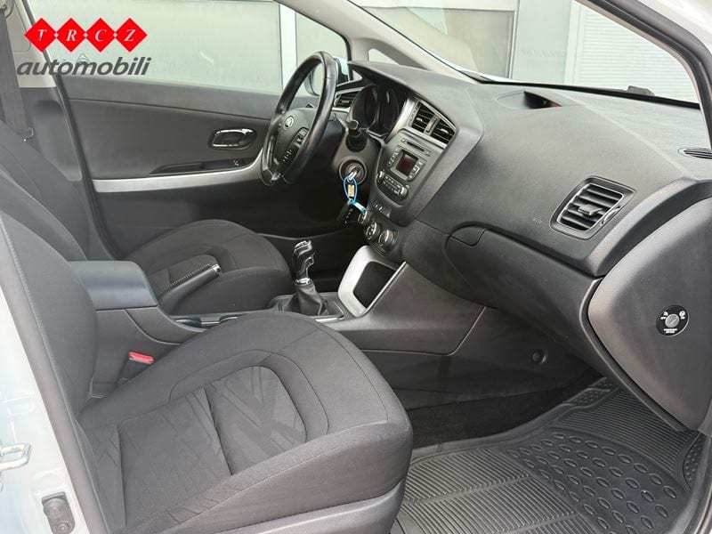KIA CEED 1.6 CRDI LX URBAN PLUS - 6