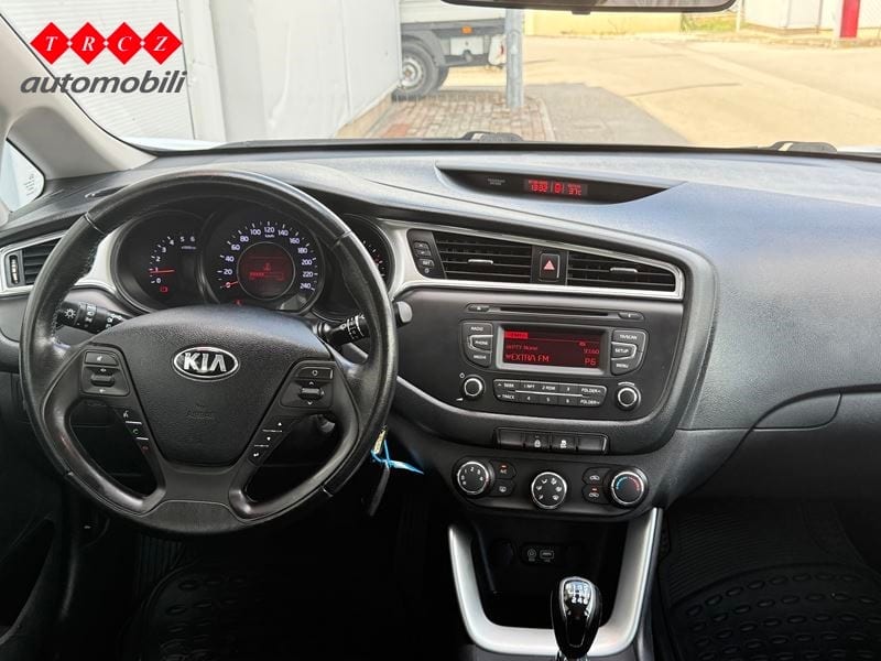 KIA CEED 1.6 CRDI LX URBAN PLUS - 8