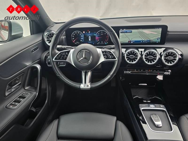 MERCEDES KLASA A 200d AT - 9