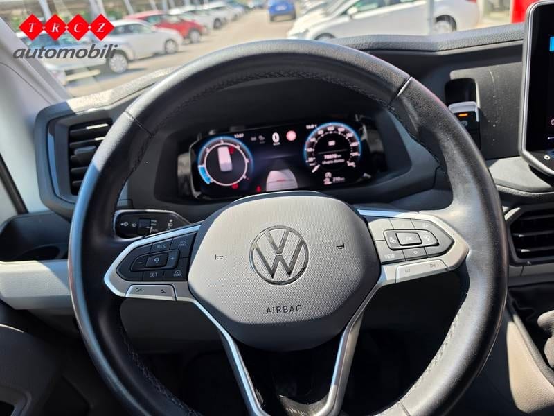 VW CRAFTER 2.0 TDI - 8