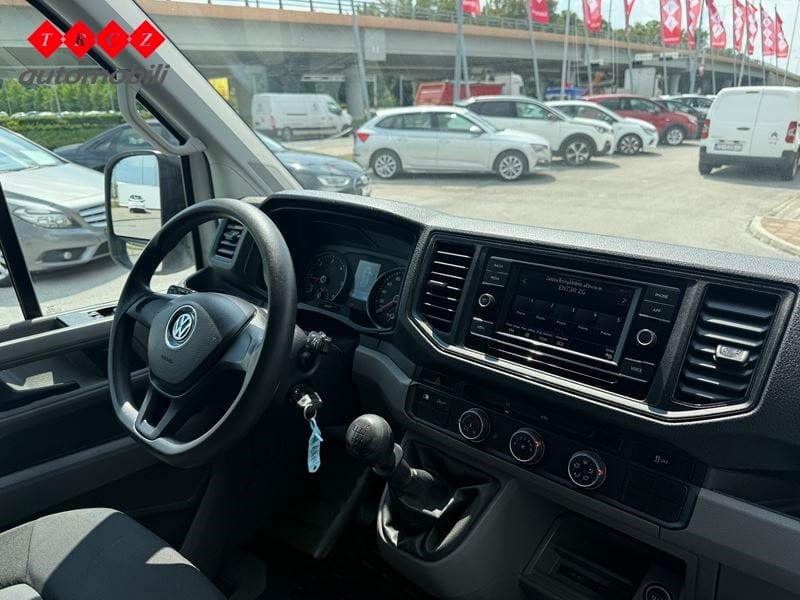 VW CRAFTER 2.0 TDI - 8