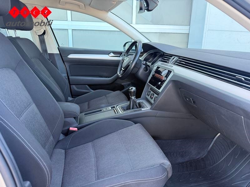 VW PASSAT 2.0 TDI Comfortline - 6