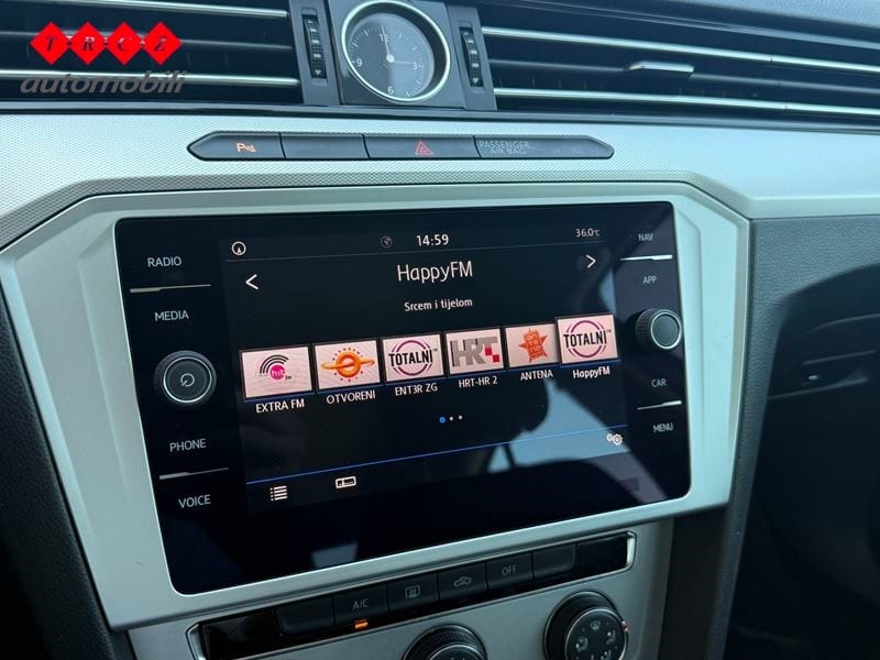 VW PASSAT 2.0 TDI Comfortline - 10
