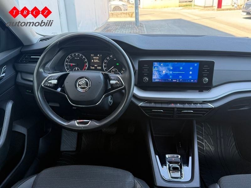ŠKODA OCTAVIA Combi Ambition 2.0 TDI DSG - 8