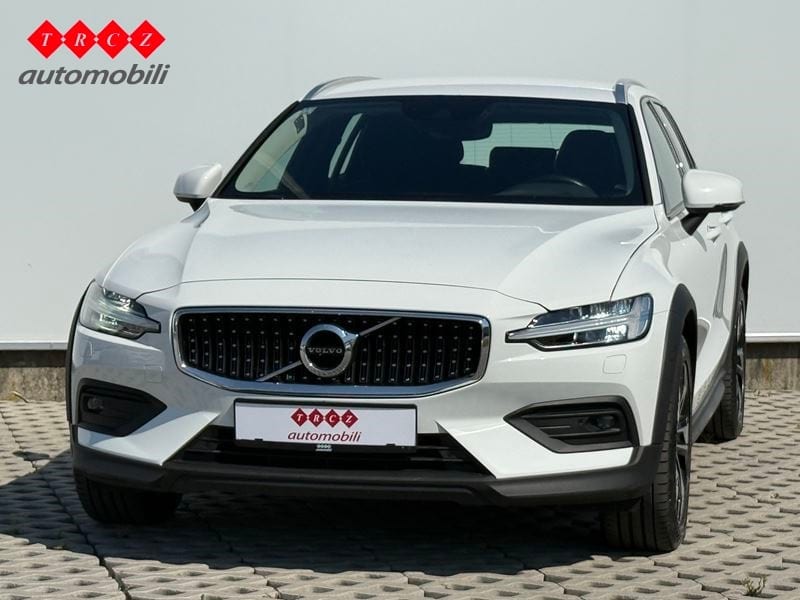 VOLVO V60 Cross Country 2.0 D