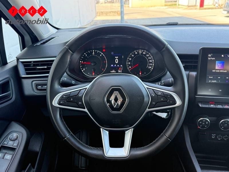 RENAULT CLIO 1.5 DCI EQUILIBRE - 9