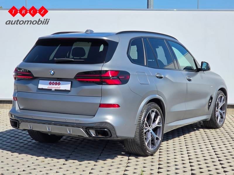 BMW X5 xDrive30d M SPORT - 4
