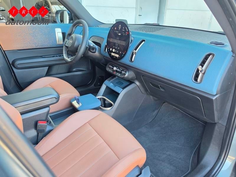 MINI COUNTRYMAN 1.5i FAVOURED - 6