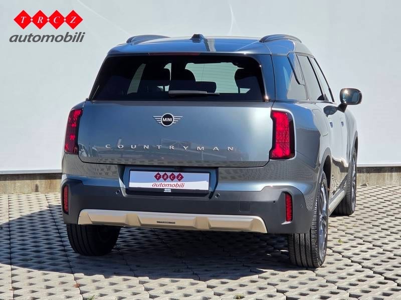 MINI COUNTRYMAN 1.5i FAVOURED - 3