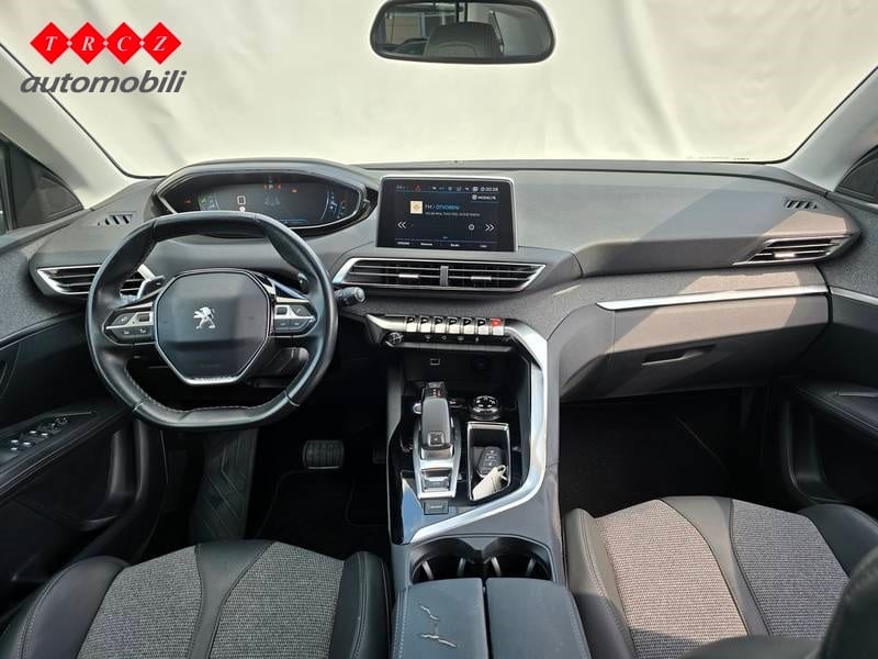 PEUGEOT 3008 1.5 HDI 130 - 8