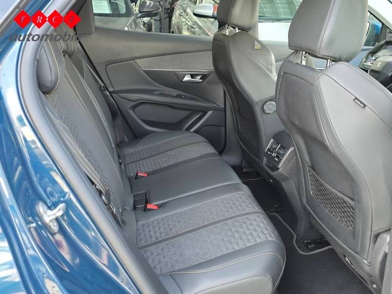 PEUGEOT 3008 1.5 HDI ROADTRIP