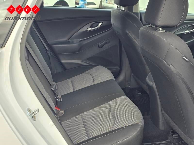 HYUNDAI I30 1.6 CRDI