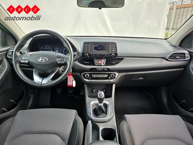 HYUNDAI I30 1.6 CRDI - 8