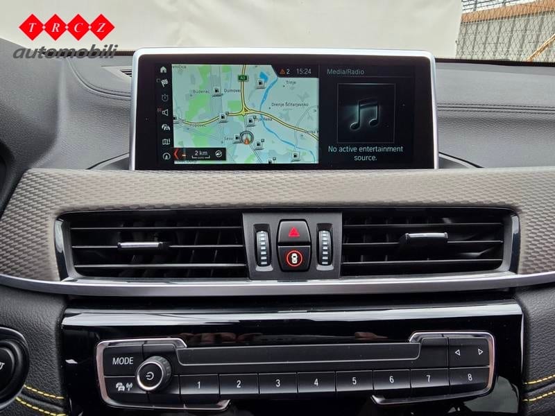 BMW X2 20d xDrive M - 10