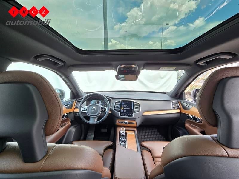 VOLVO XC90 B5 4WD *** 7 SJEDALA ** - 8