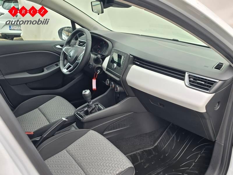 RENAULT CLIO 1.5 DCI LIMITED - 6
