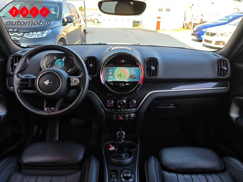 MINI COUNTRYMAN Cooper 1.5 - 8