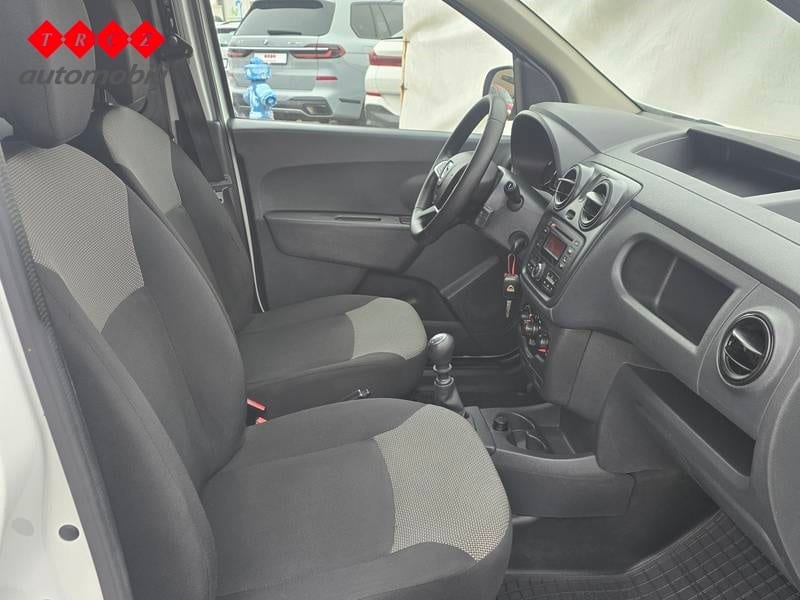 DACIA DOKKER 1.5 BLUE DCI ESSENTIAL - 6