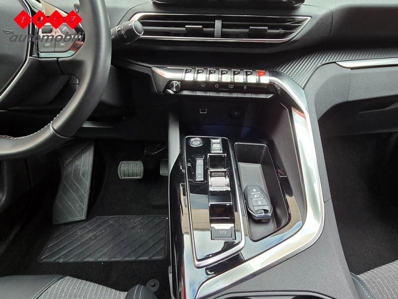 PEUGEOT 5008 1.5 ALLURE 7 SJEDALA - 11