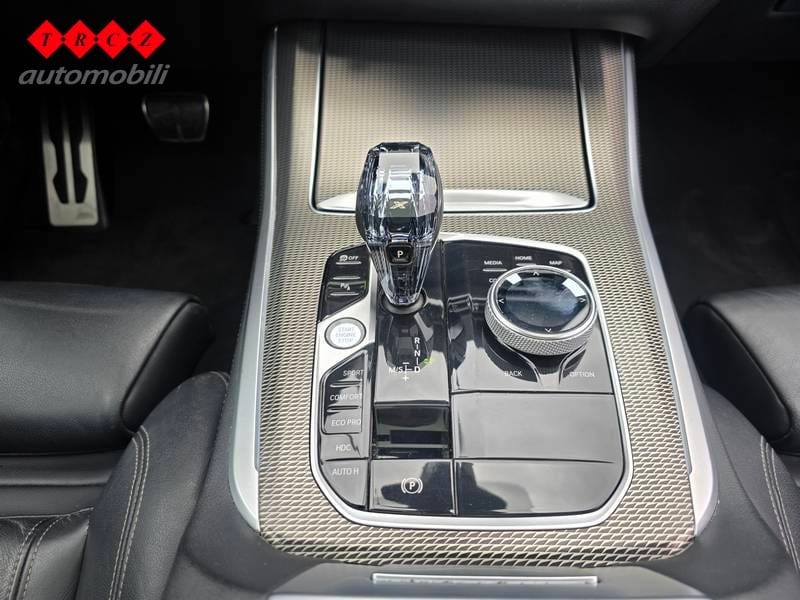 BMW X5 Xdrive 40d M - 11