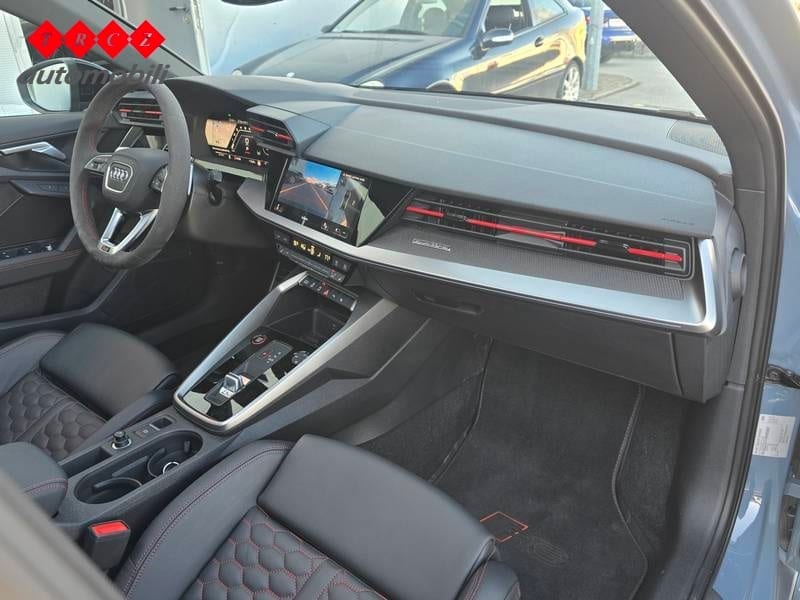 AUDI RS3 2.5 TFSI quattro - 6