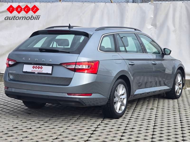 ŠKODA SUPERB COMBI 1.5 TSI DSG - 4
