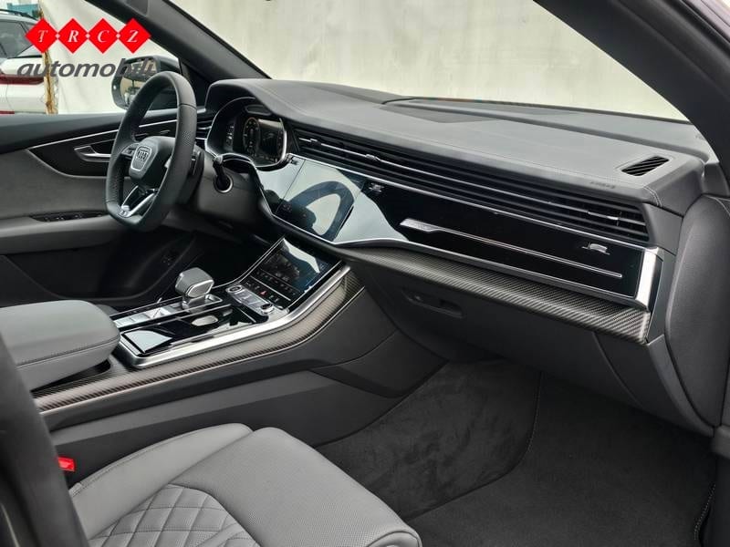 AUDI Q8 60 TFSIe - 6