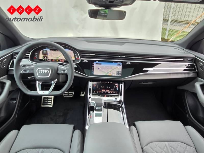 AUDI Q8 60 TFSIe - 9
