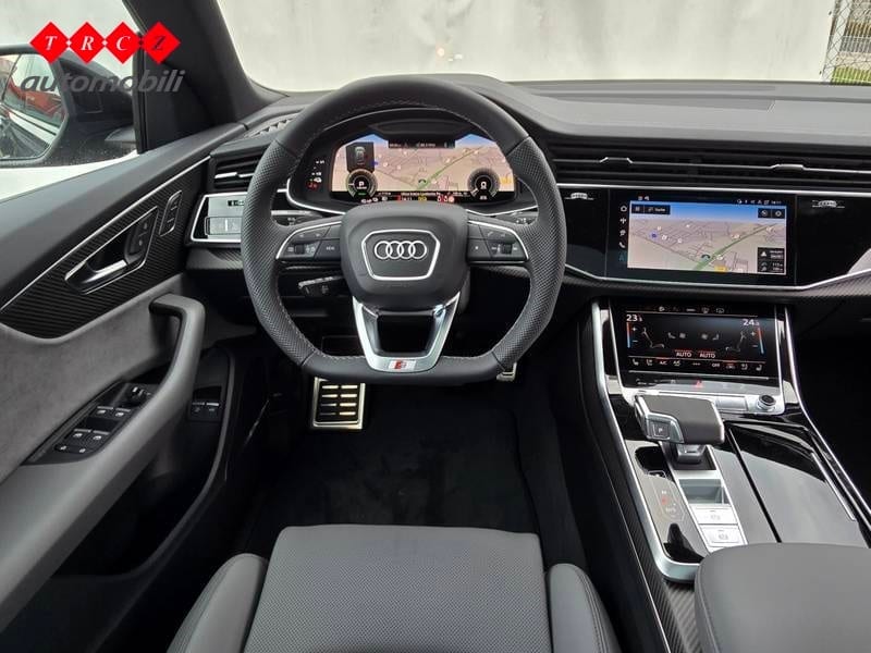 AUDI Q8 60 TFSIe - 10