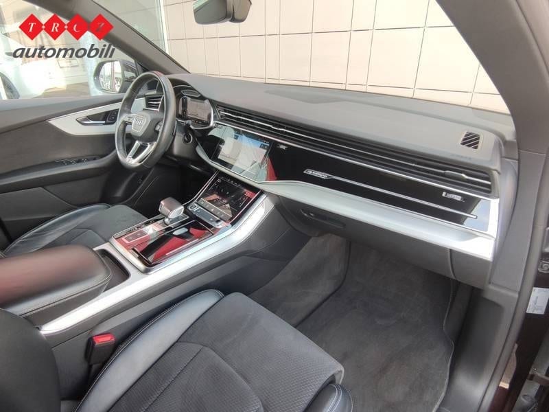 AUDI Q8 50 TDI quattro S line - 8
