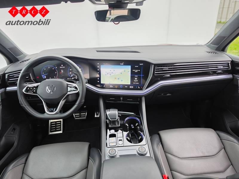 VW TOUAREG 3.0 V6 TDI 4M R-Line - 9