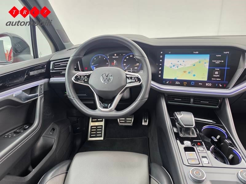 VW TOUAREG 3.0 V6 TDI 4M R-Line - 10