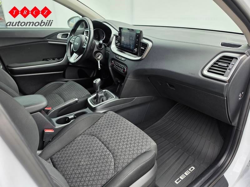 KIA CEED 1.0 T-GDI LX CHAMPION - 6