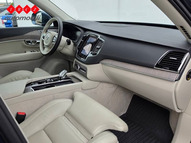 VOLVO XC90 B5 AWD INSCRIPTION - 6
