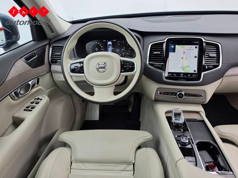 VOLVO XC90 B5 AWD INSCRIPTION - 9